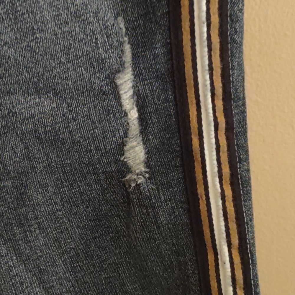 Wild Fable Women's size 12 distressed‎ ankle jeans, side stripe - Picture 3 of 7